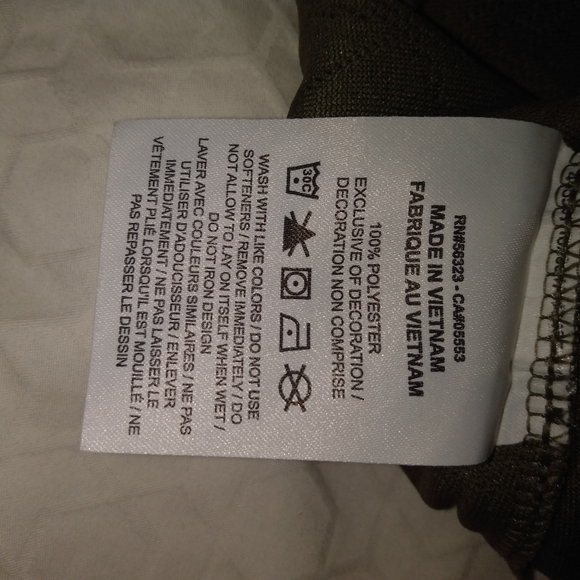 🚩NWT Nike Dri Fit Shirt Women's Size L - Picture 6 of 8